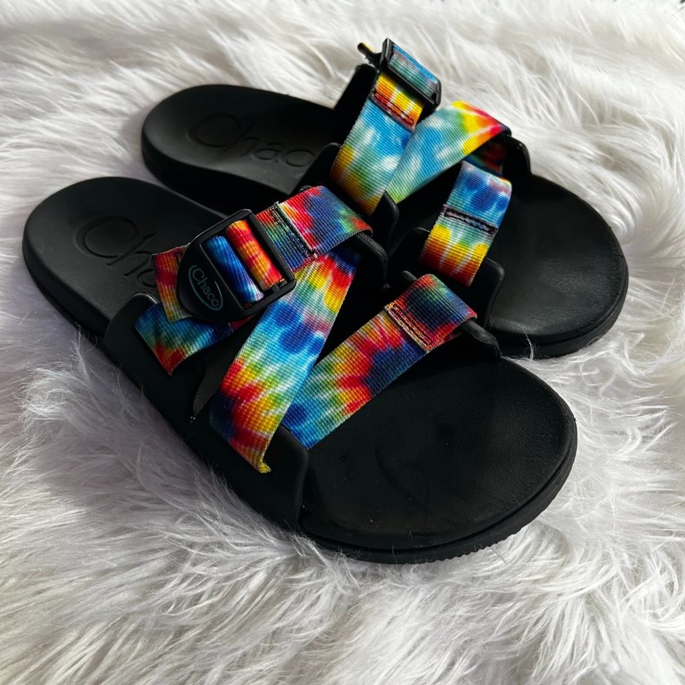 CHACO RAINBOW CHILLOS SLIDES. SIZE 9.